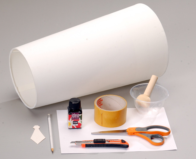 Paralume con decorazione stencil