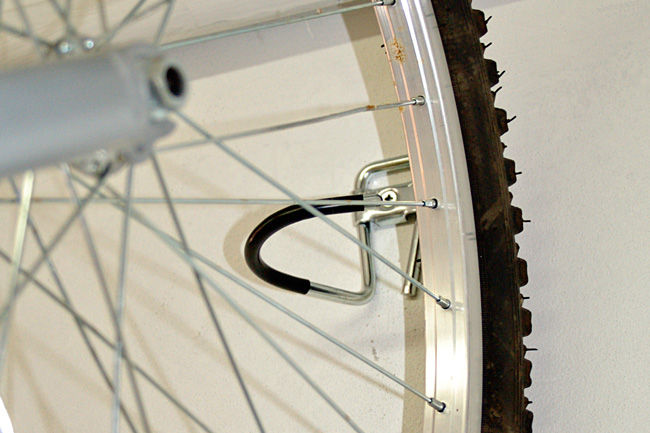 installare i ganci per le bici