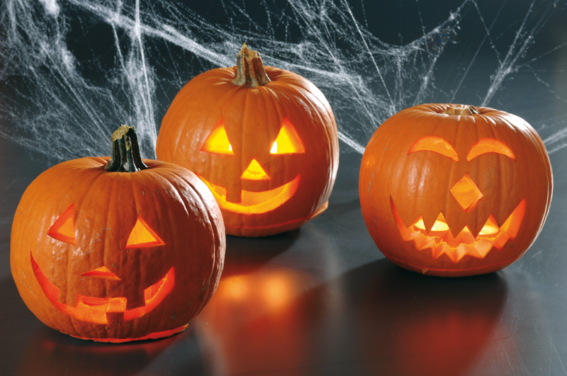 intaglio zucche di halloween