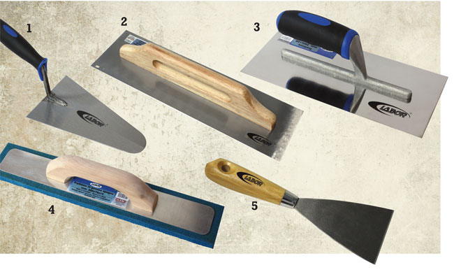 intonacare, intonaco, attrezzi per intonacare, cazzuola, sparviere, frattazzo, manara, frattazzo di spugna, spatola, staggia, intonaci, intonacare un muro