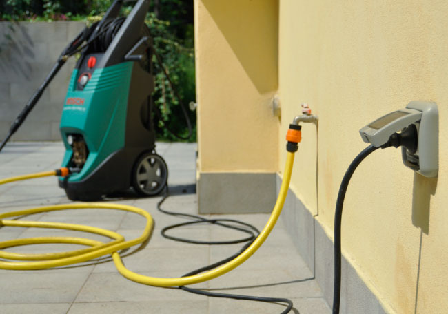 isolare una presa elettrica