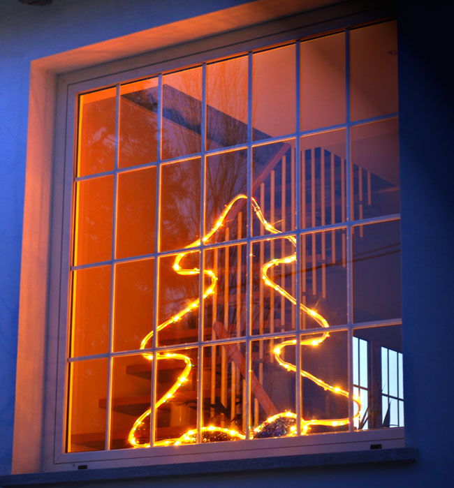 albero luminoso fai da te, albero luminoso, alberello luminoso, Luminarie natalizie fai da te, luci natalizie fai da te, luci di natale, albero luminoso fai da te