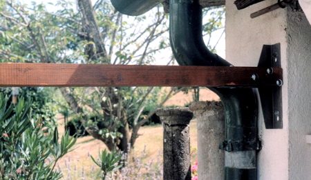 applique-rustica-sospesa