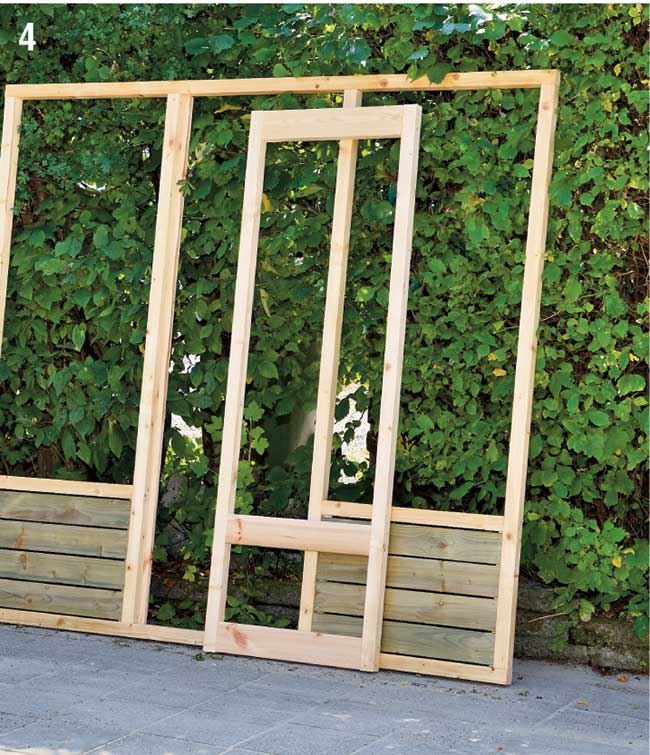 telaio in legno con porta