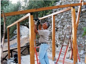 capanno attrezzi in legno