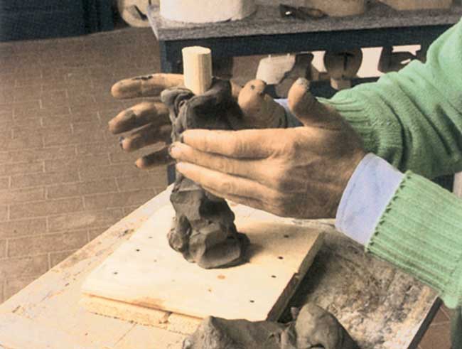 lavorare la creta a mano