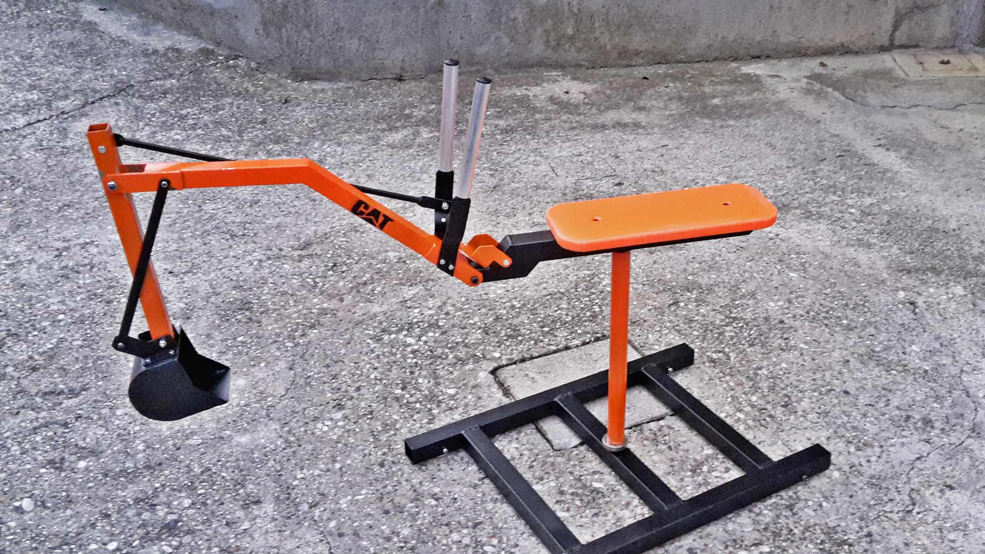 escavatore giocattolo