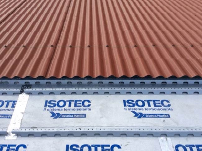 copertura con lastre in fibrocemento