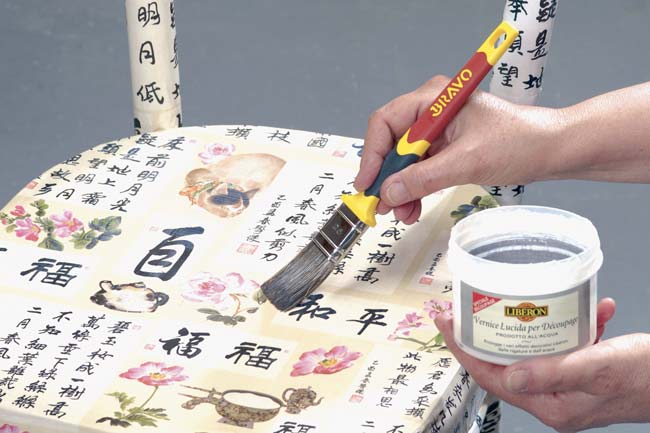 sedie decorate in stile giapponese