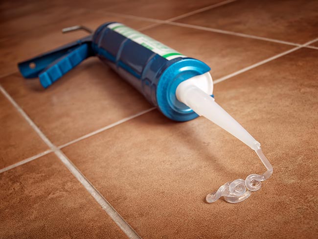 come togliere il silicone