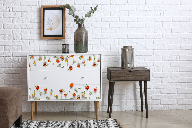 decoupage su mobili in legno