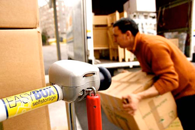 stoccaggio fai da te, easy box, easybox selfstorage