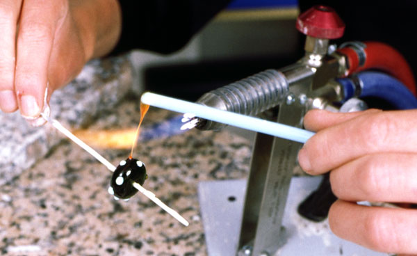 lavorare il vetro di murano